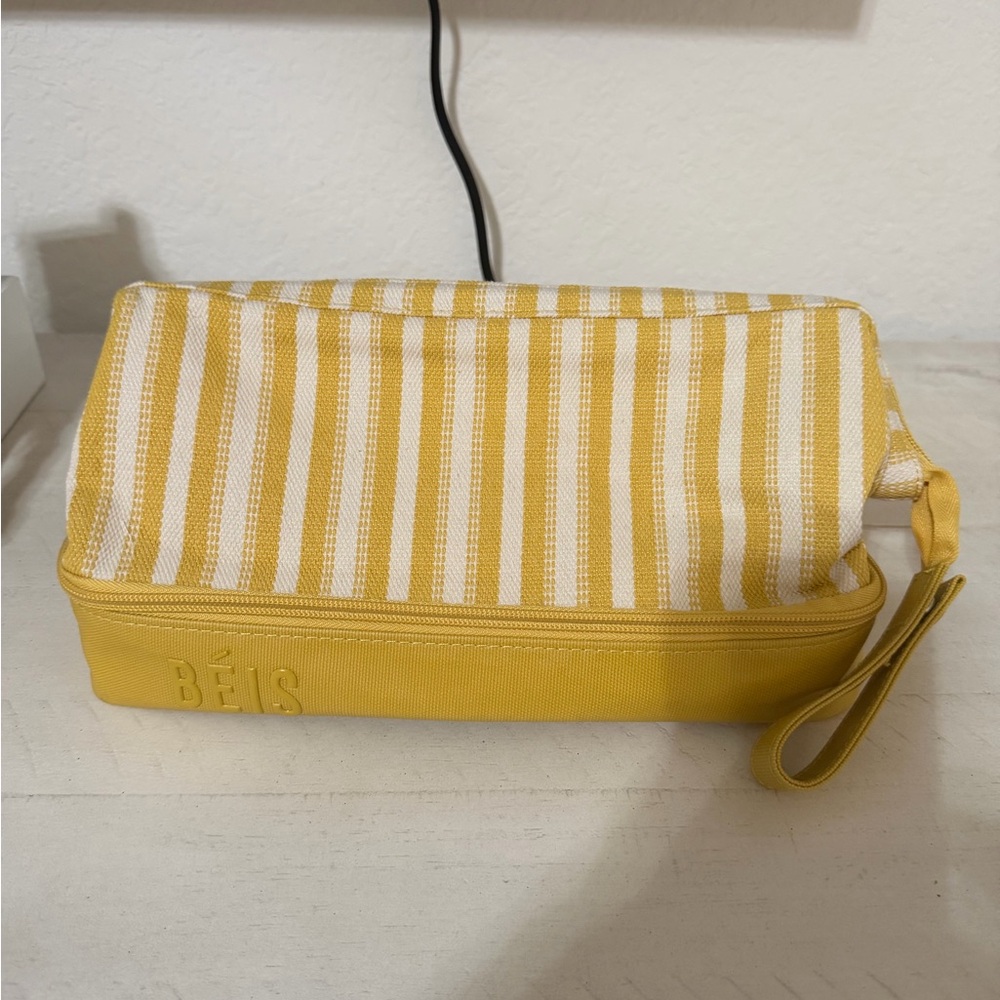 Beis honey stripe dopp kit